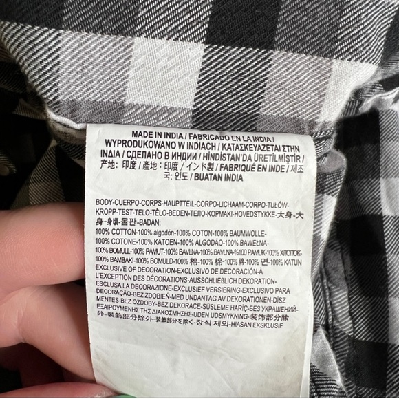 VANS | Plaid Shirt Button Up Top - Picture 11 of 11